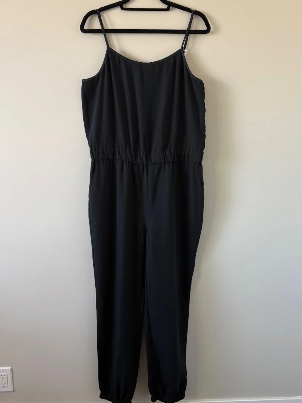 Banana Republic Black Sleeveless Jogger Jumpsuit Size 14